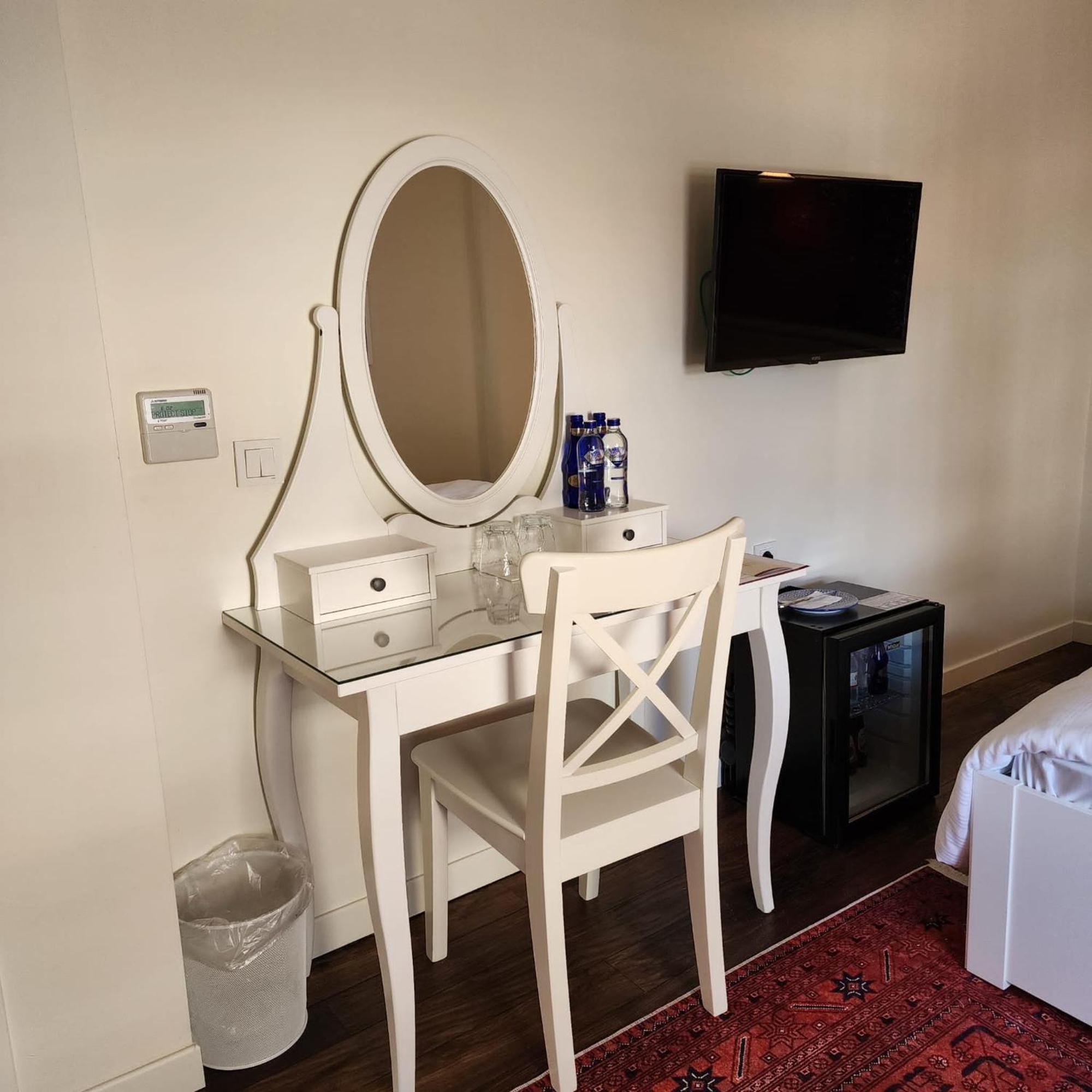 Pertevniyal Aziziye Hotel Konya Exteriör bild